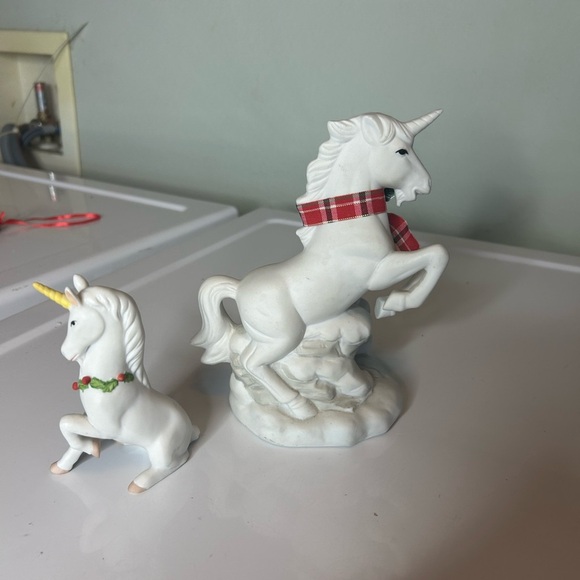 Two Vintage Porcelain Christmas Unicorns - Picture 2 of 5